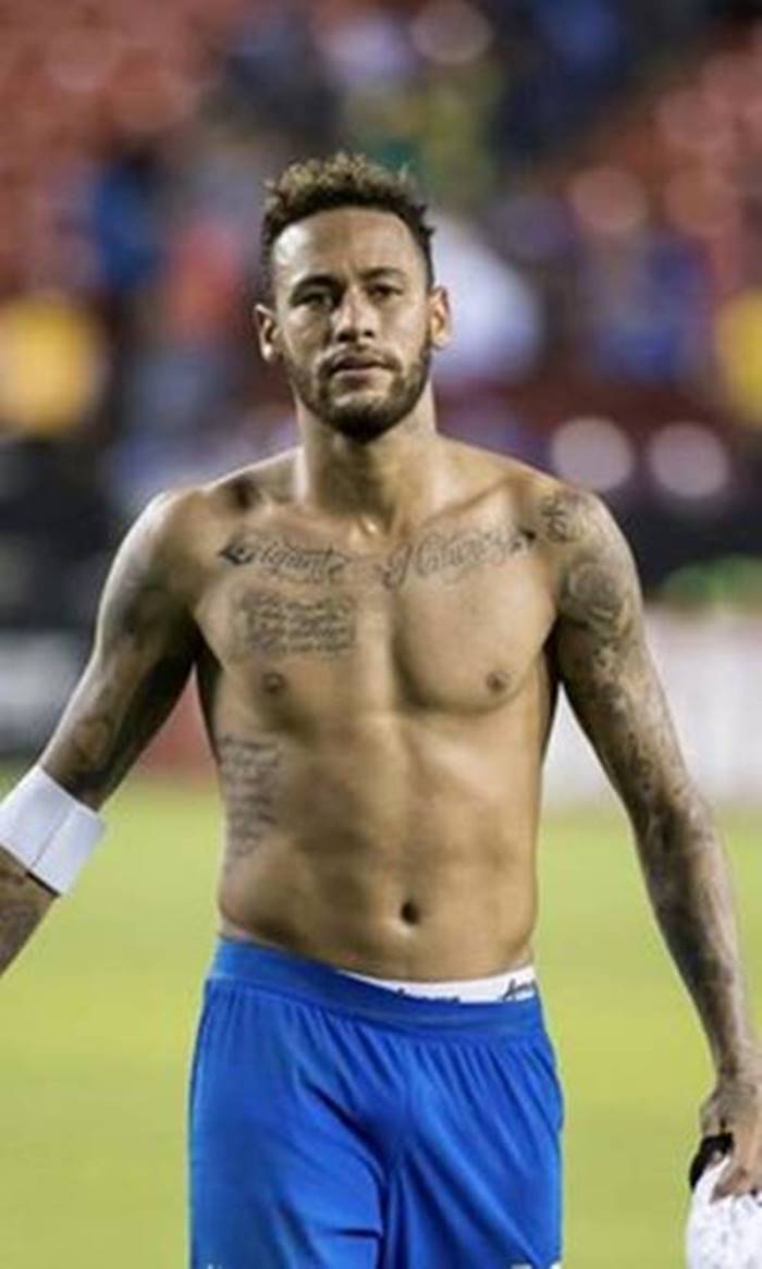 Neymar pelado